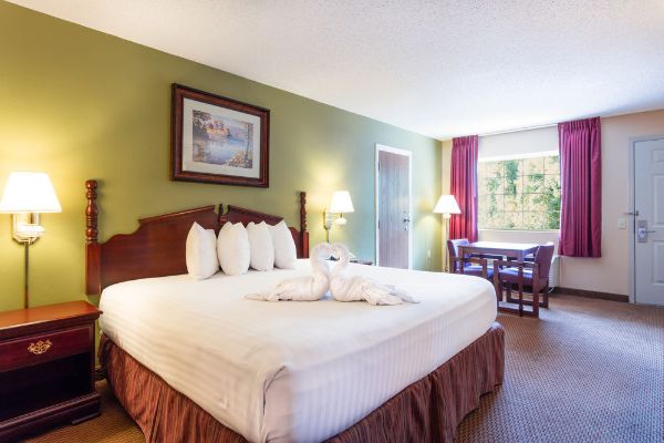 Angel Inn Central (Branson)
